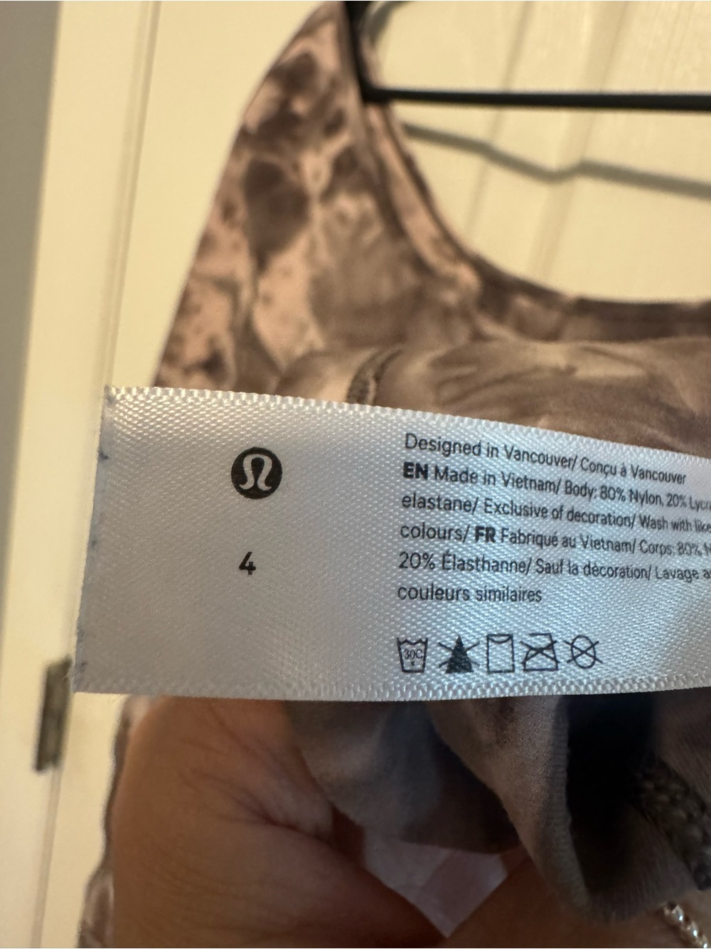 lululemon athletica Mauve and Brown Tie-Dye Scoop Crop Top - Picture 4 of 4